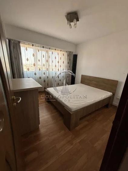 Apartament cu 2 camere semidecomandat în Unirii Sud