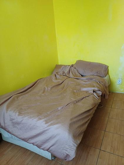 Garsonieră decomandată în Podul de Piatră