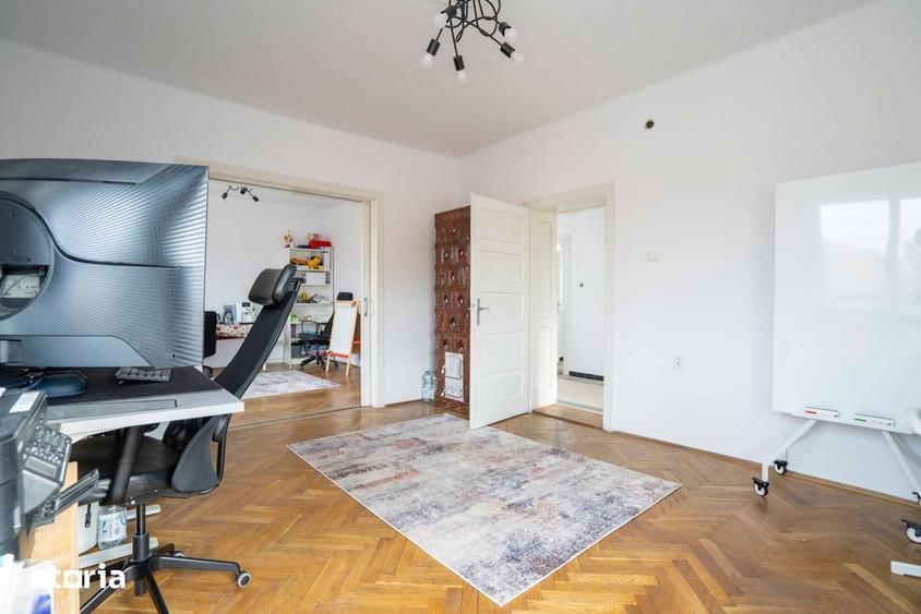 Apartament cu 4 camere în Ultracentral