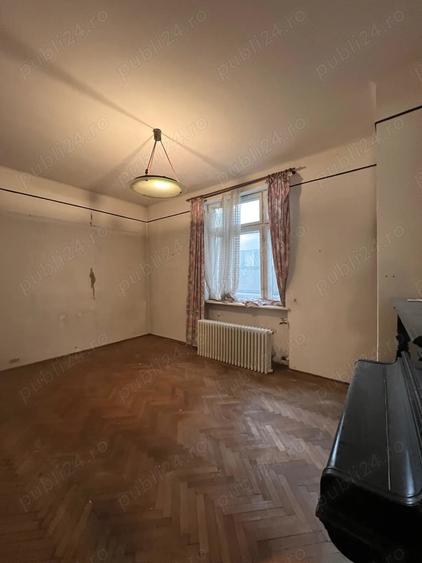 Casă cu 4 camere în Cișmigiu