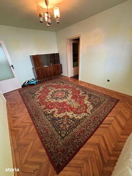 Apartament cu 3 camere de vanzare in Cugir - 2
