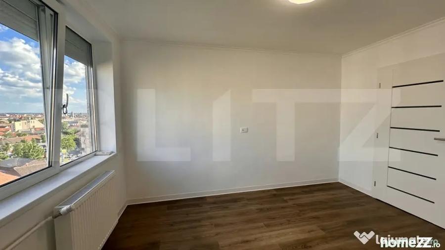 Apartament cu 3 camere semidecomandat în Dacia