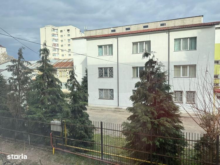 Apartament cu 2 camere semidecomandat în Micro 5