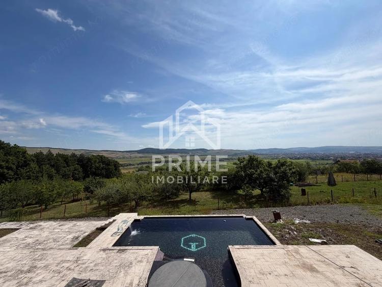Casă cu 1 camere cu Teren 2950 Mp în Central