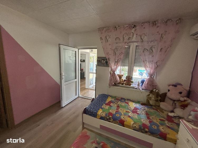 Vand casa din caramida, st.494 mp, sc.131 mp, cu 4 cam.2 bai, moderna - 9