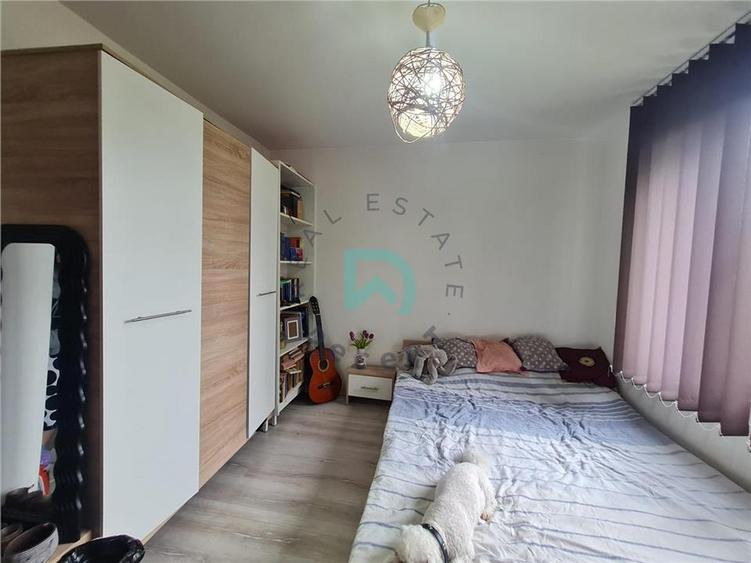 Apartament cu 3 camere decomandat, mobilat în Craiter
