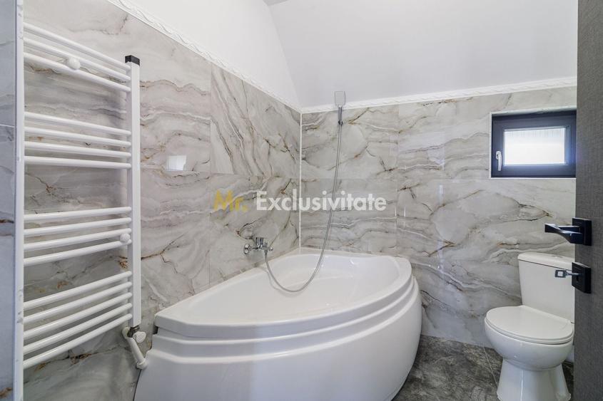 Casă individuală cu 5 camere cu Canalizare în Dobreni