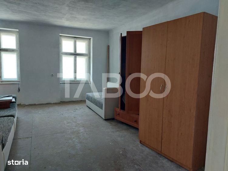 Comision 0-Apartament 2 camere 37mp la casa necesita renovare Cisnadie - 6