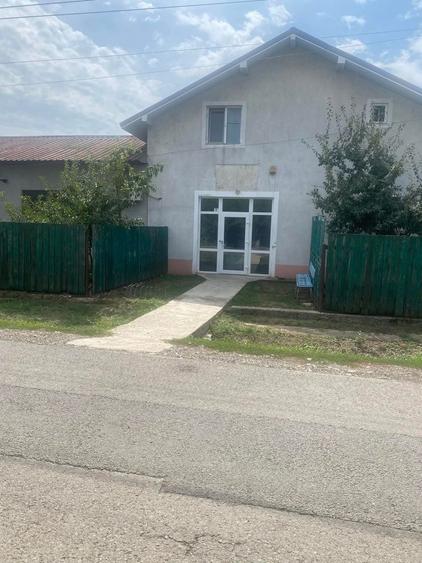 Casă cu 3 camere cu Canalizare în Tudor Vladimirescu