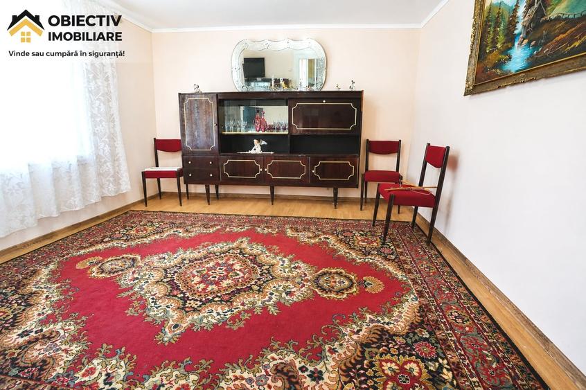 Casă individuală cu 2 camere cu Garaj în Costișa