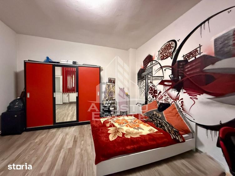 Casă cu 5 camere decomandat cu Teren 103 Mp în Fabric