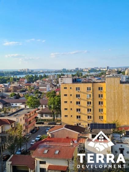 Apartament cu 2 camere decomandat în Faleza Nord