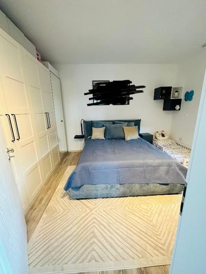 Apartament cu 2 camere semidecomandat, mobilat în Giroc