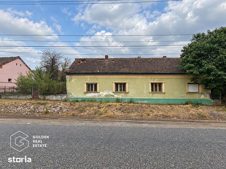 Teren de 3105 mp, în Șiria