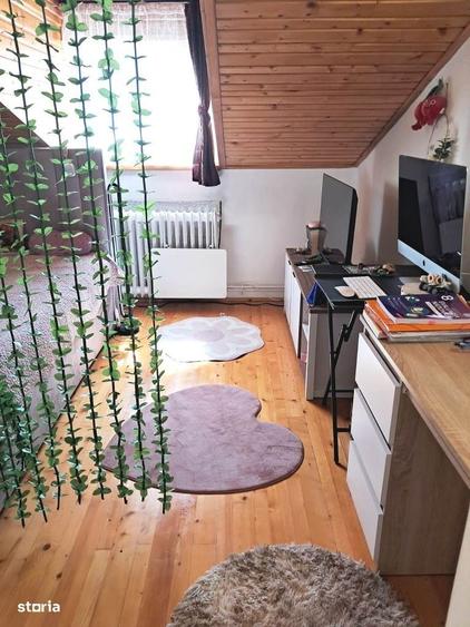 Apartament cu 3 camere în Cristian