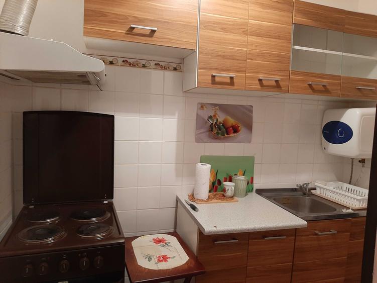 Garsonieră decomandată în Hipodrom