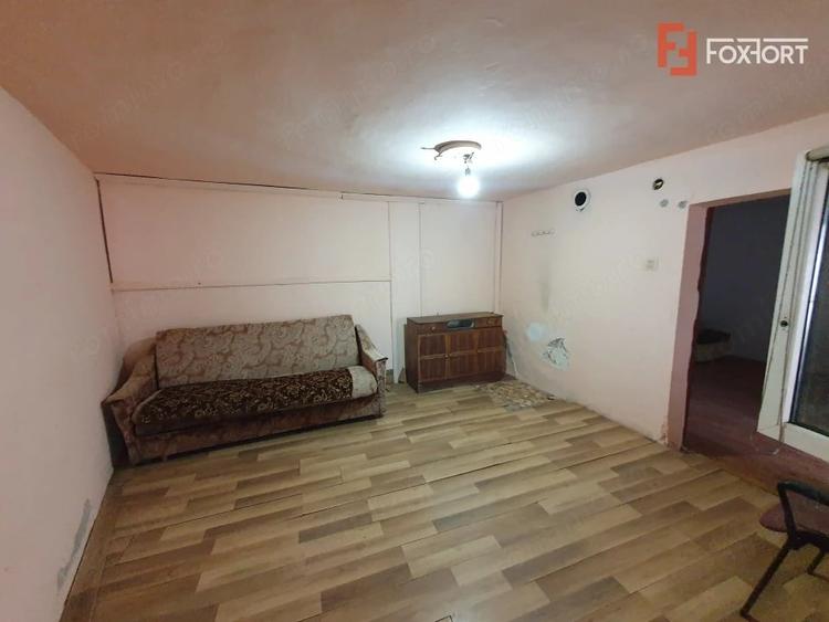 Casă cu 6 camere cu Teren 1200 Mp în Central