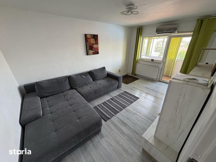 Apartament cu 3 camere decomandat, mobilat în Complex Studențesc