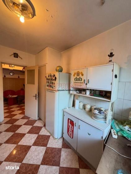 3 CAMERE DECOMANDAT | ALEXANDRU OBREGIA | BLOC ANVELOPAT - 8