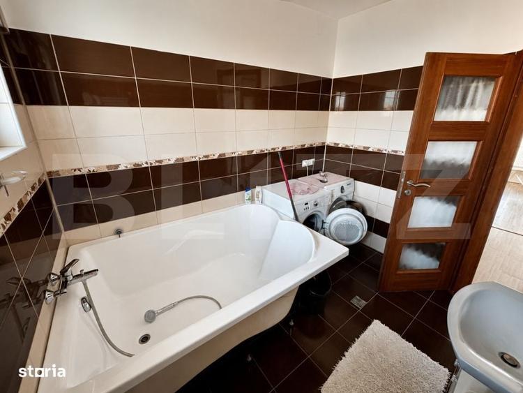 Apartament cu 4 camere decomandat în Central
