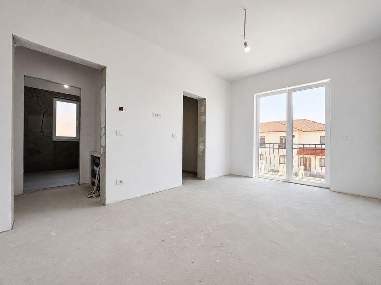 Duplex cu 5 camere cu Canalizare în Dumbrăvița