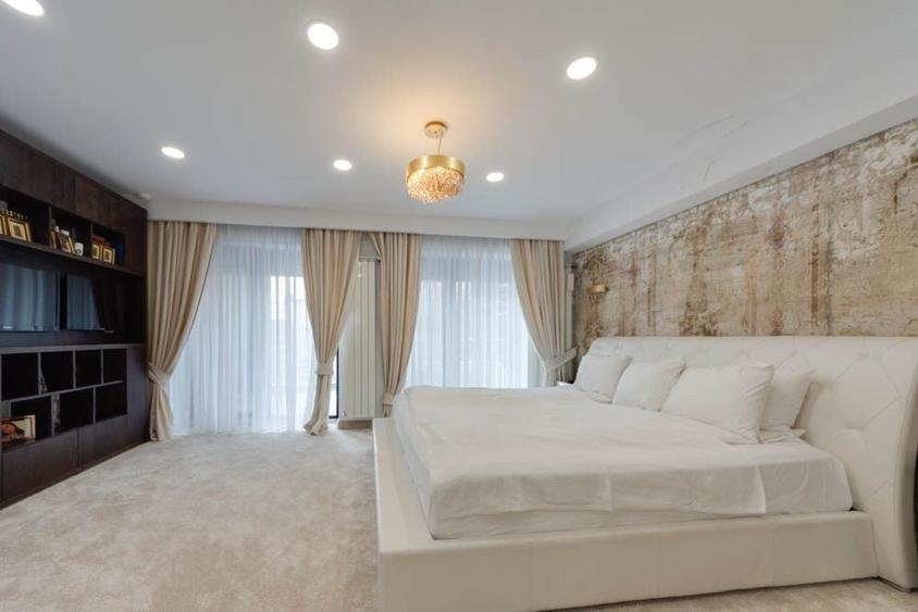 Casă individuală cu 10 camere cu Piscina în Herăstrău