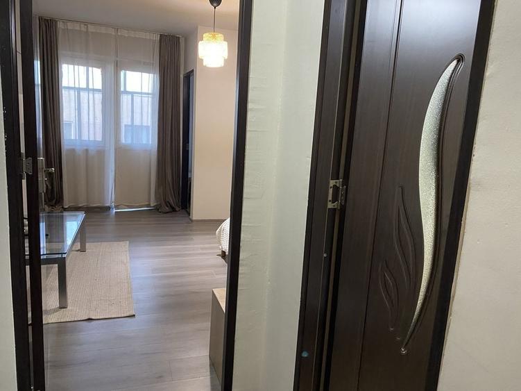 Garsonieră decomandată în Nord