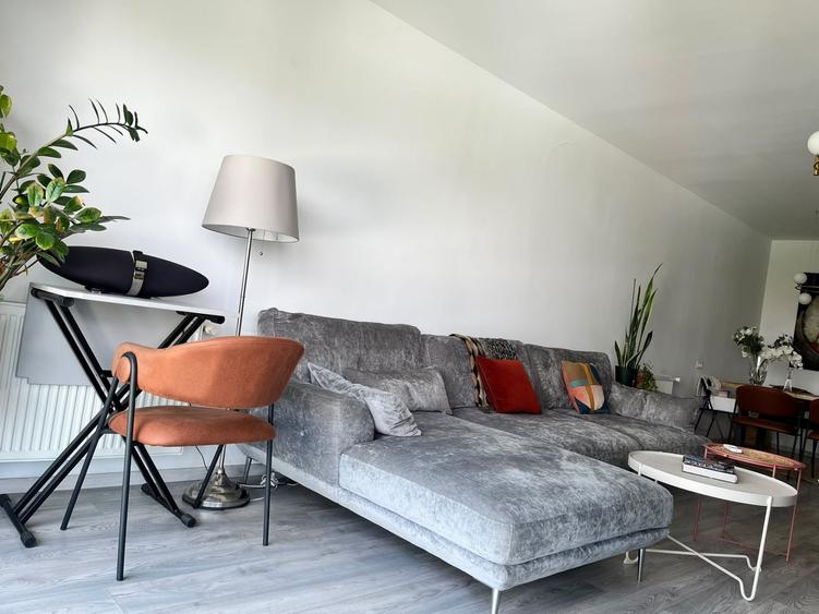 Apartament cu 2 camere semidecomandat, mobilat în Floreasca