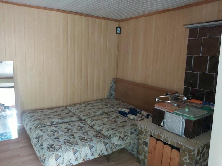 Casă cu 5 camere cu Teren 2000 Mp în Rogojeni