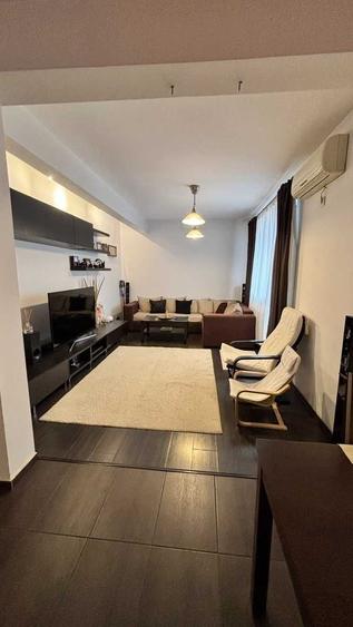 Apartament cu 3 camere decomandat în Chiajna