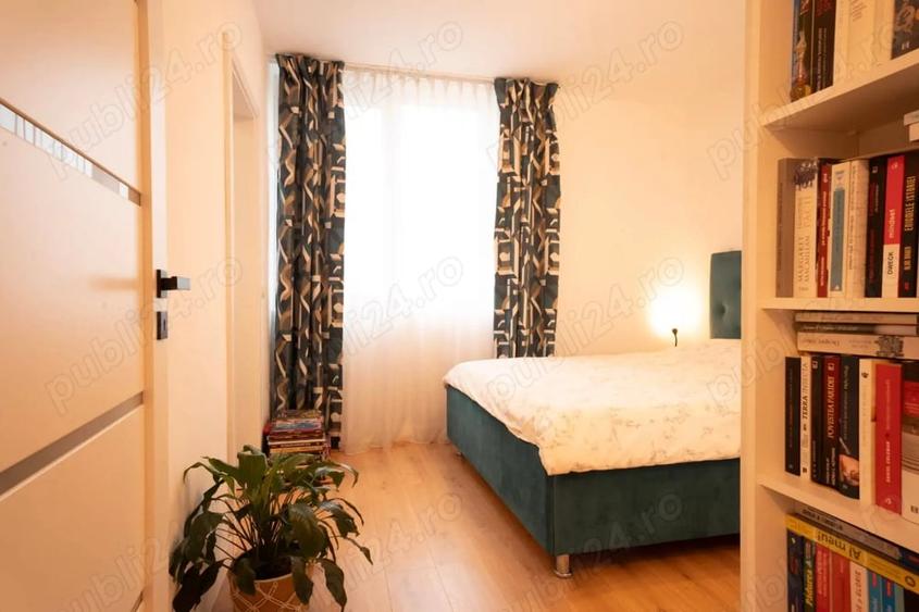 Apartament cu 3 camere decomandat în Badea Cârțan