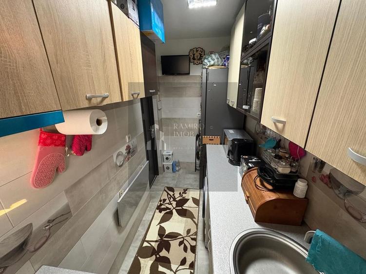 Apartament cu 3 camere decomandat, mobilat în Giurgiului