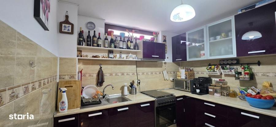 Casă cu 4 camere în Vest
