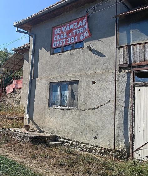 Casă cu 2 camere cu Teren 500 Mp în Zau de Câmpie