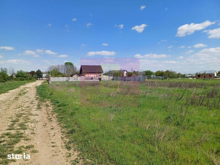 Teren de 520 mp, în Săbăreni