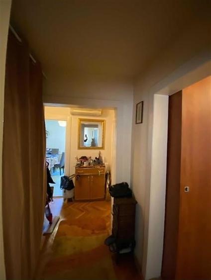 Apartament cu 3 camere decomandat, mobilat în Complex Studențesc