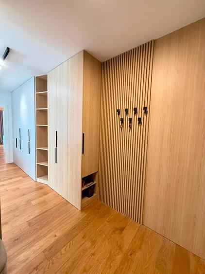 Apartament cu 4 camere semidecomandat în Cotroceni