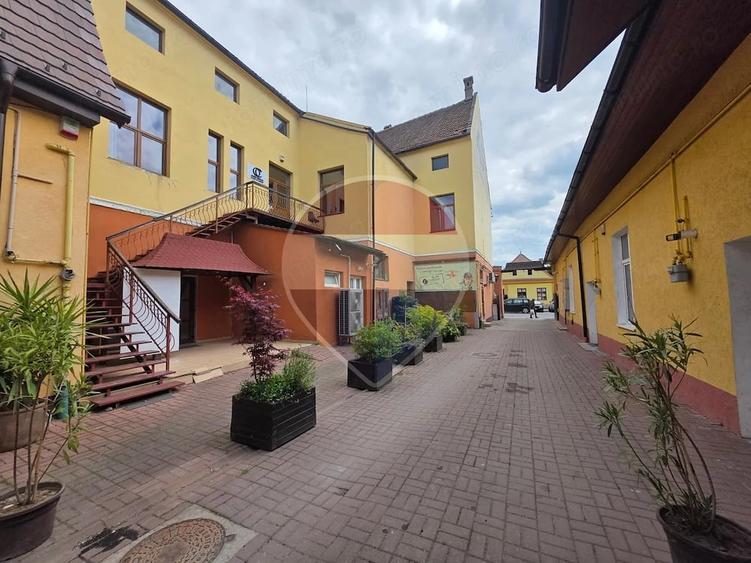 Casă în Central