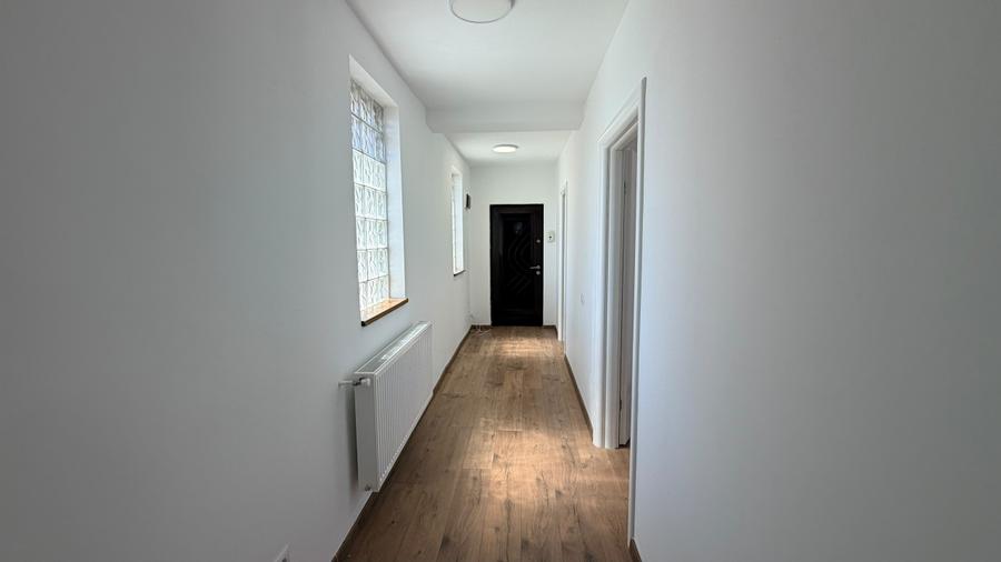 Apartament cu 2 camere decomandat în Turnișor