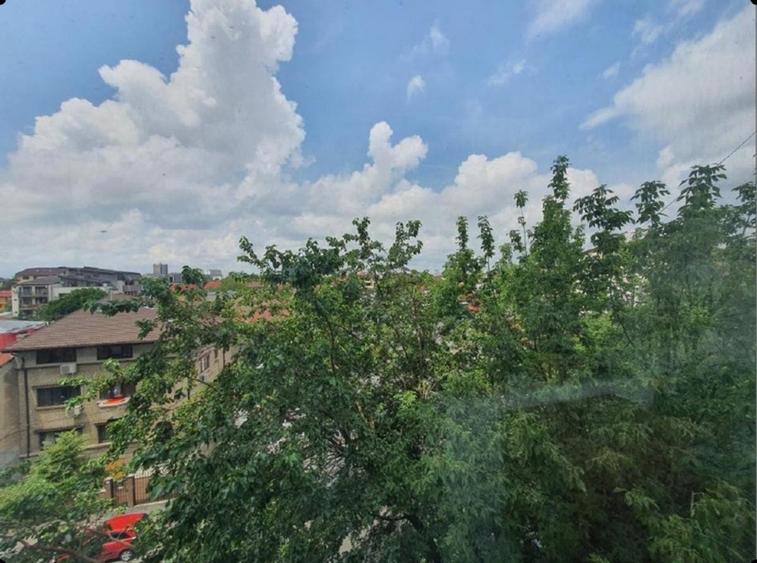 Apartament cu 2 camere decomandat, mobilat în 1 Mai