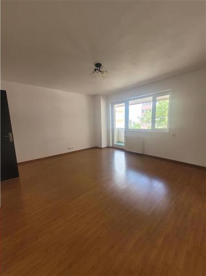 Apartament 2 camere, Balcon Generos, zona Lidl Baba Novac, la BN-uri - 5