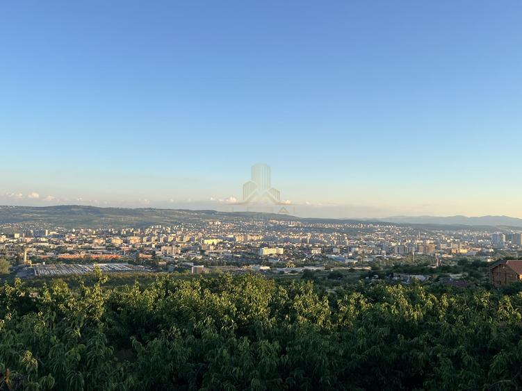 Teren Construcții intravilan de 702 mp, în Iris