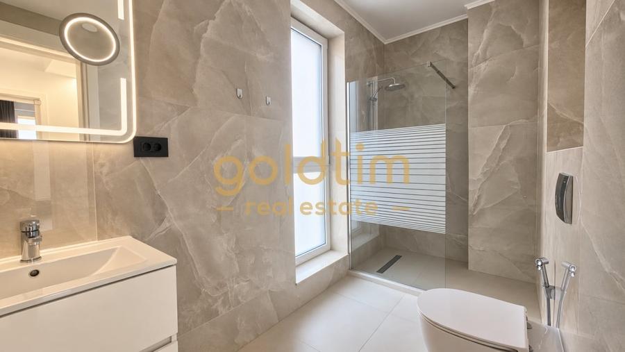 Duplex cu 5 camere cu Canalizare în Pipera