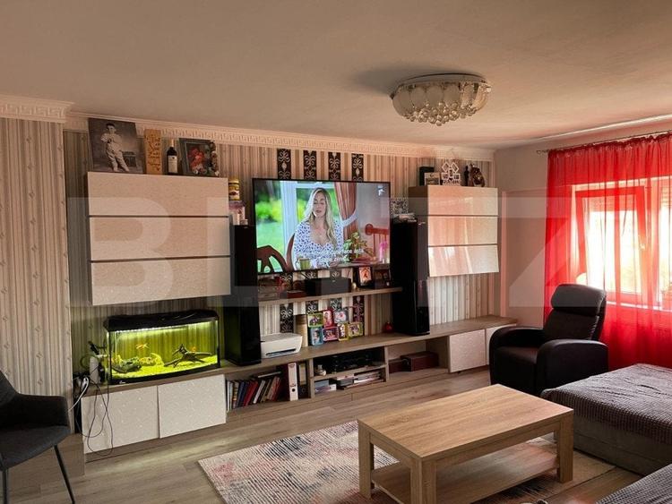 Apartament cu 3 camere semidecomandat, mobilat în Carpați 2 — fotografia 1