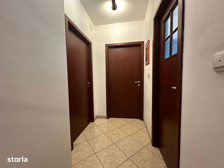Apartament cu 3 camere semidecomandat, mobilat în Bucureștii Noi