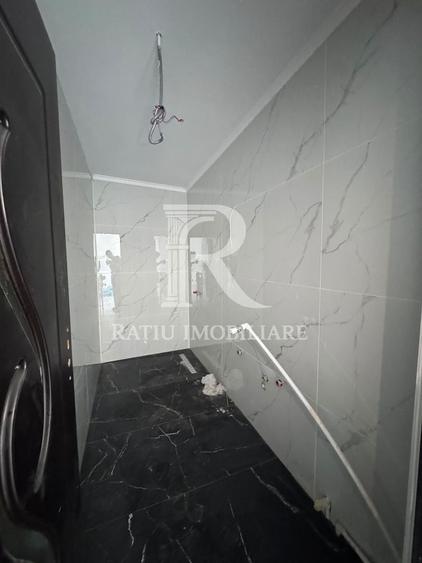 Casă individuală cu 4 camere cu Canalizare în Salca
