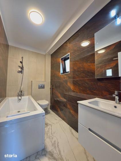 Casă cu 4 camere cu Teren 235 Mp în Central