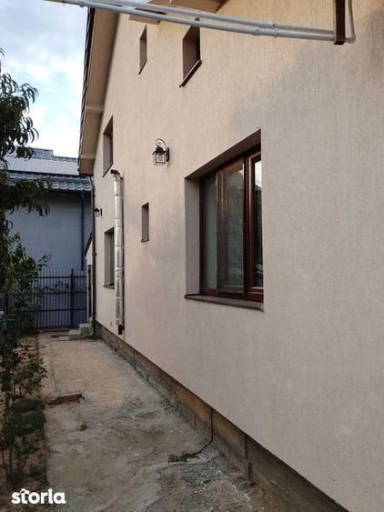 Casă cu 4 camere cu Teren 120 Mp în Gării