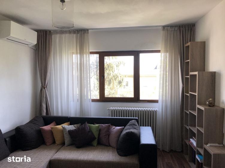 Apartament cu 2 camere în Podu Roș