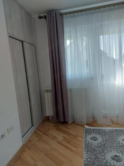Casă cu 3 camere cu Teren 300 Mp în Marginea